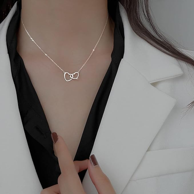 Collier Cœurs entrelacé